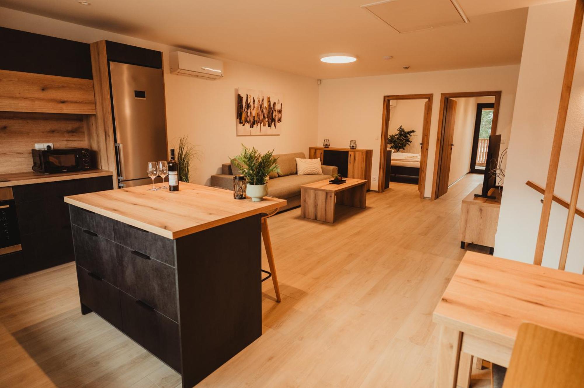 Hotel U Racka Ostrožská Nová Ves Exteriör bild