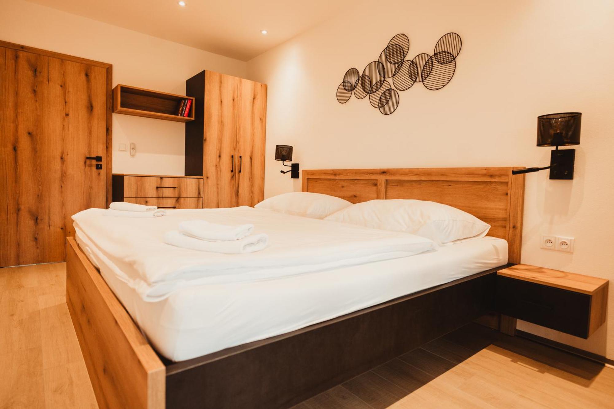 Hotel U Racka Ostrožská Nová Ves Exteriör bild