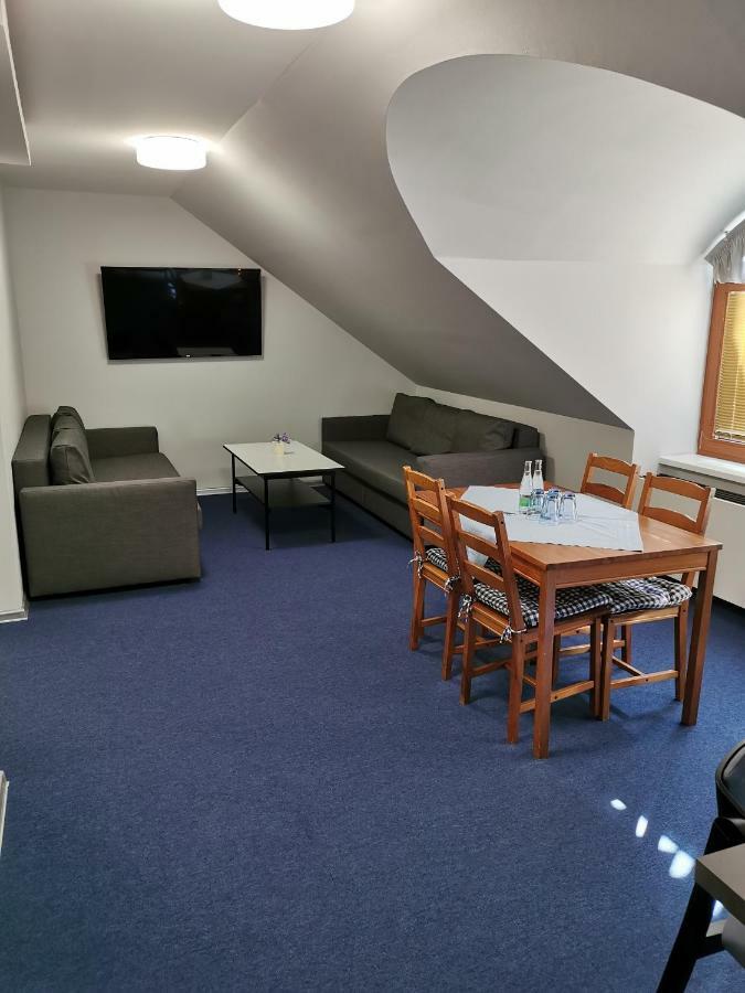 Hotel U Racka Ostrožská Nová Ves Exteriör bild